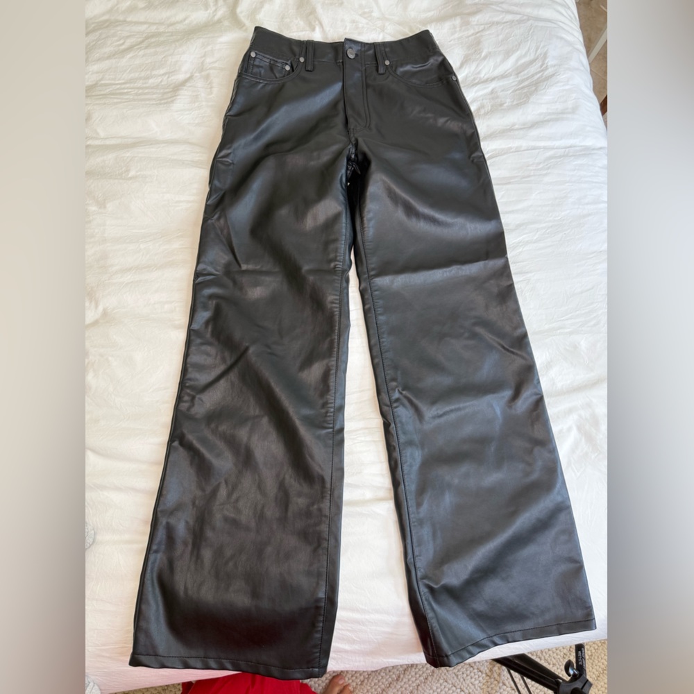 Zara Black Sleek Dress Pants with Glossy Finish